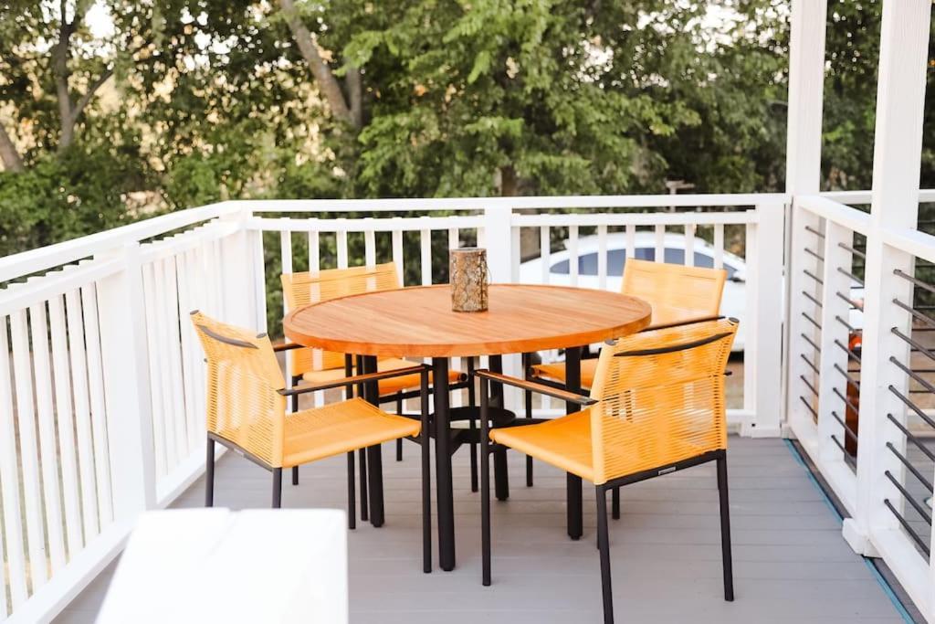 The Little Getaway-Sleeps 4, Firepit, Pet Friendly Villa Pottsboro Eksteriør billede